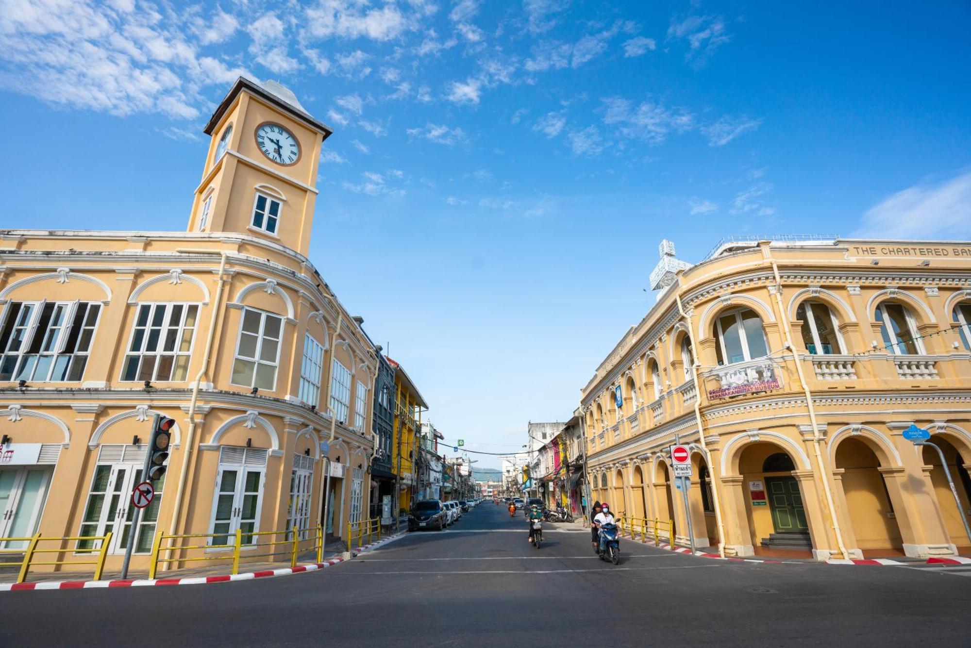 The Tint At Phuket Town - Sha Plus Exteriör bild