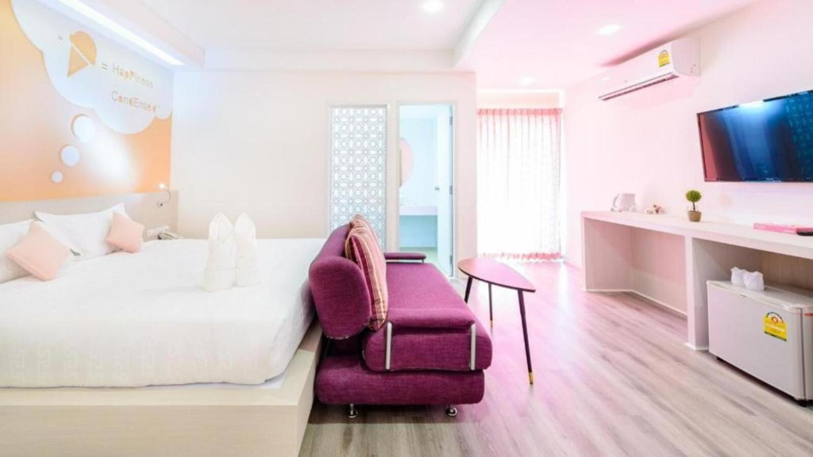 The Tint At Phuket Town - Sha Plus Exteriör bild