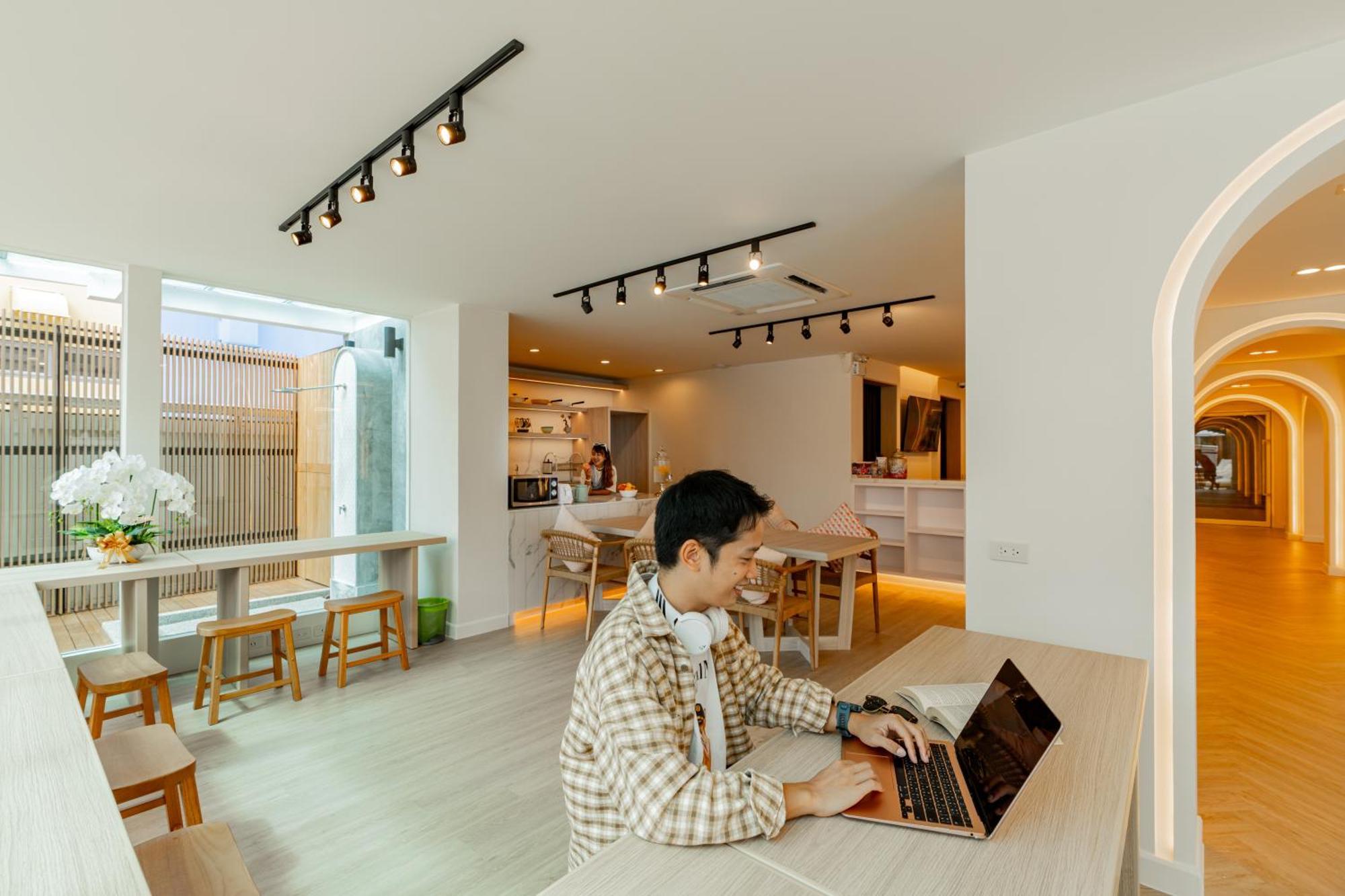 The Tint At Phuket Town - Sha Plus Exteriör bild